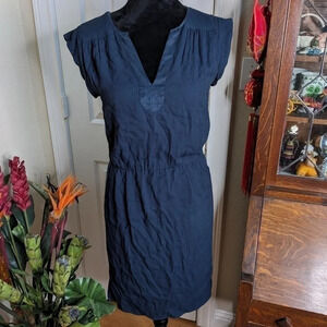 Moving Sale! 💘 Rebecca Taylor Silk Navy A-line V neck